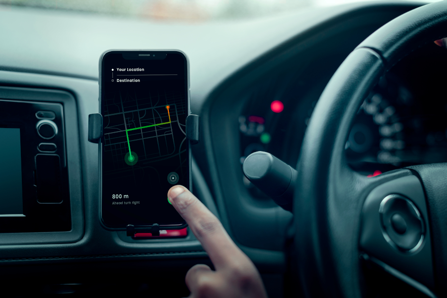 Gps navigation system on a phone in a self-driving car Gps navigation system on a phone in a self-driving car